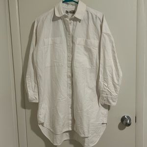 Everlane long shirt. Organic cotton.